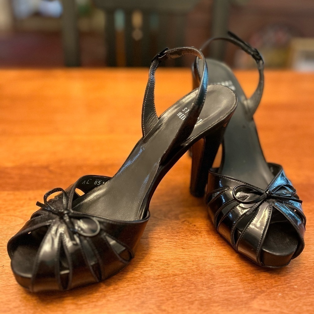 Stuart Weitzman Heels EUC Black Size 7 Peep Toe with Tiny Bow Chic Classic Elega